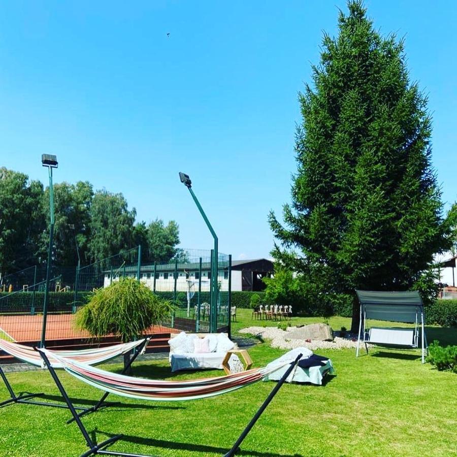 Penzion Parkur Hrobice المظهر الخارجي الصورة